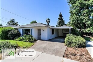 1924 Sequoia in Redding, CA - Building Photo