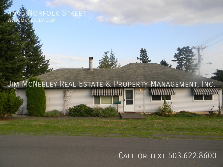 4545 Norfolk St in West Linn, OR - Building Photo