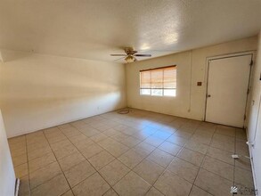 927 E La Mesa St in Yuma, AZ - Building Photo - Building Photo