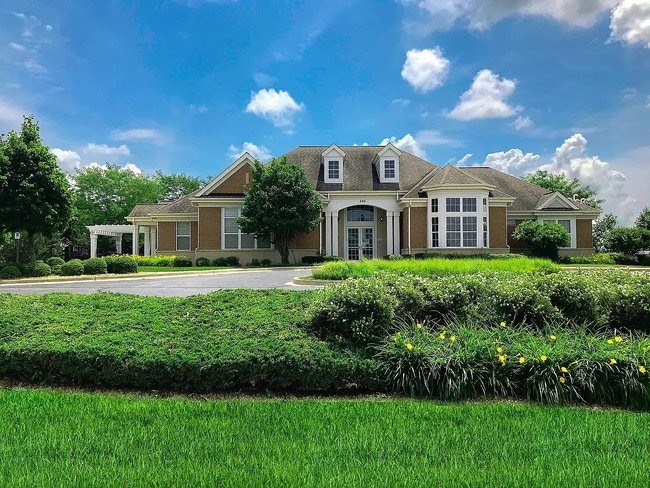 2111 Tremont Ave in Yorkville, IL - Building Photo - Building Photo