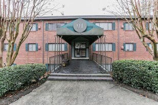 91 Rumson Rd NE, Unit A-17 in Atlanta, GA - Building Photo