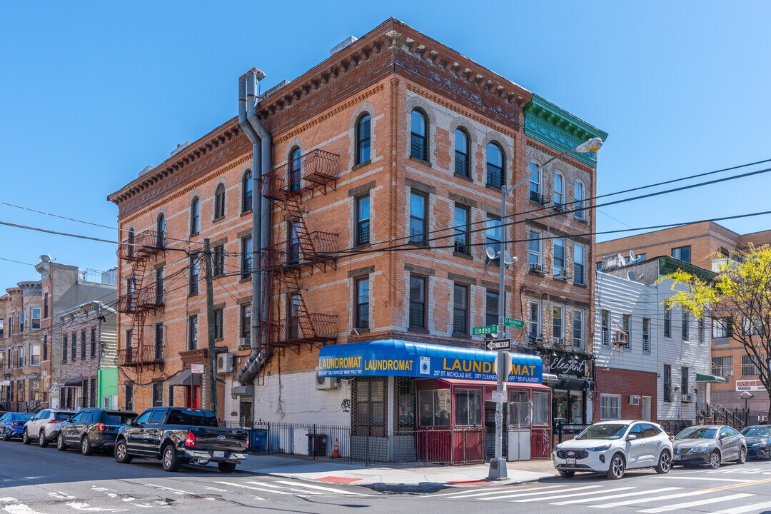 297 St Nicholas Ave in Ridgewood, NY - Building Photo