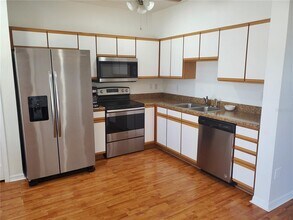 1411 Sedgwick Dr in Zephyrhills, FL - Building Photo - Building Photo