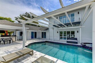 1720 Spring Creek Dr in Sarasota, FL - Building Photo - Building Photo