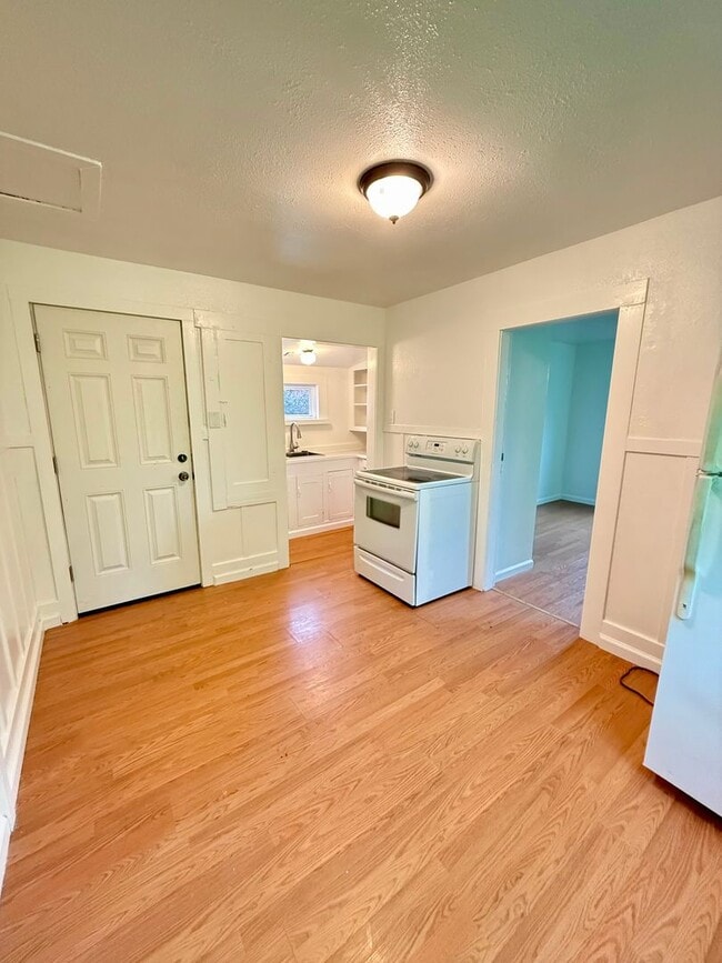 918 Summit St in Aberdeen, WA - Building Photo - Building Photo