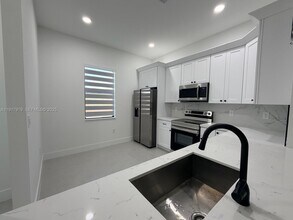 1144 Mobley St E in Lehigh Acres, FL - Building Photo - Building Photo