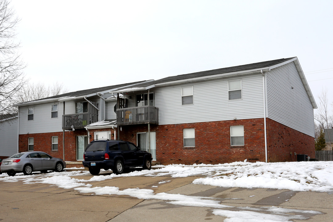 Seven Oaks Apartments in Henderson, KY - Foto de edificio