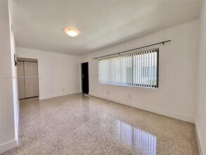 877 80th St in Miami Beach, FL - Building Photo - Building Photo