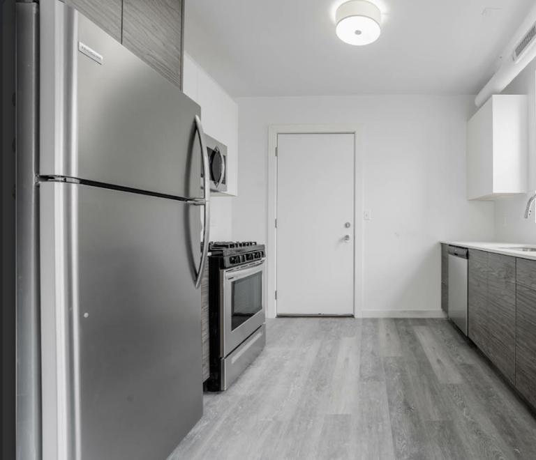 6100 N Paulina St in Chicago, IL - Building Photo