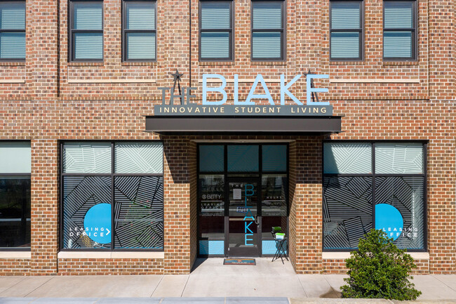 The Blake (Per Bed Lease) in Savannah, GA - Building Photo - Building Photo