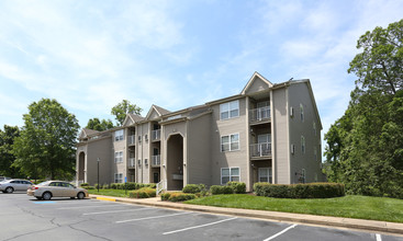 Quarter Mill in Richmond, VA - Foto de edificio - Building Photo