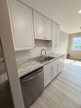 61 Stonehurst Blvd, Unit D in Freehold, NJ - Building Photo - Building Photo