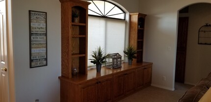 10453 E Old Black Canyon Hwy in Prescott Valley, AZ - Foto de edificio - Building Photo