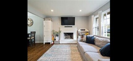 7526 N Lydia Ave, Unit 7526 N Lydia Ave in Gladstone, MO - Foto de edificio - Building Photo