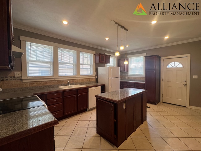 property at 1431 Yuma St