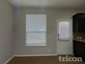 131 Reeves Garden in San Antonio, TX - Building Photo - Building Photo