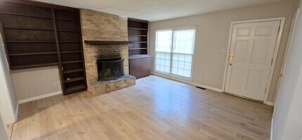 2719 Clayton Dr NW in Huntsville, AL - Building Photo - Building Photo