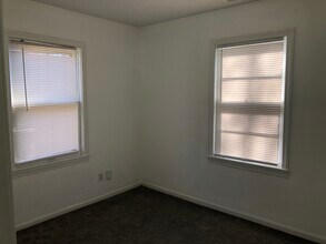 1928 N Hood St in Wichita, KS - Building Photo - Building Photo