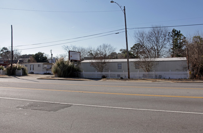 5139 N Rhett Ave in Charleston, SC - Building Photo - Building Photo