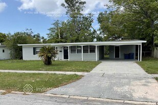 8527 Bengalin Ave in Jacksonville, FL - Building Photo