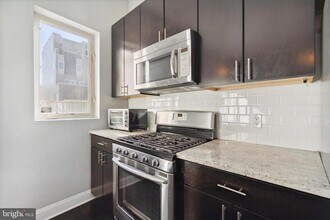 1353 N Mascher St in Philadelphia, PA - Building Photo - Building Photo