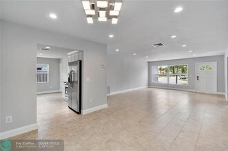 22139 SW 58th Ave in Boca Raton, FL - Building Photo - Building Photo