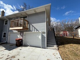 2837 Frederick St in Maplewood, MN - Building Photo