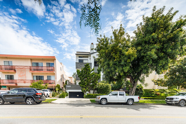 1123 11th St in Santa Monica, CA - Building Photo - Building Photo