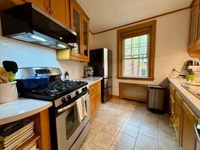 67 Marion St in Brookline, MA - Building Photo - Building Photo