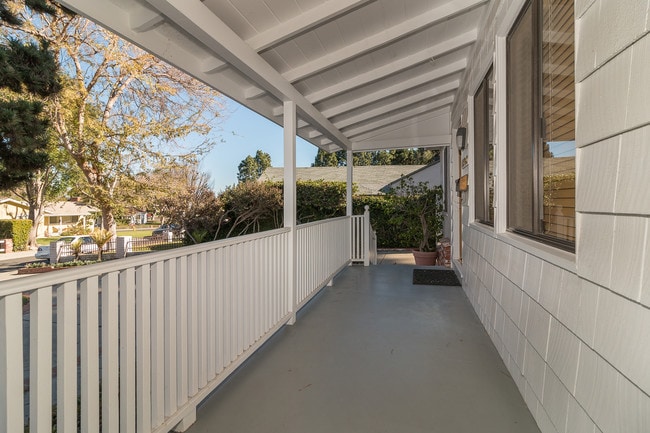 11940 Woodbine St in Los Angeles, CA - Building Photo - Building Photo