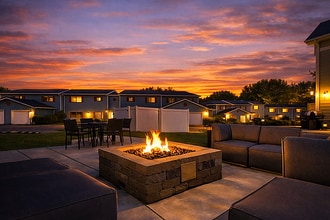 Spring Brook in Holland, MI - Foto de edificio - Building Photo