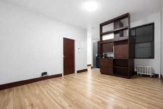28 W 125th St, Unit 1E in New York, NY - Building Photo - Building Photo