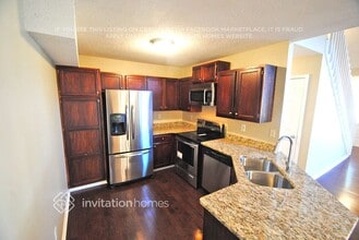 102 Hillcrest Dr in Canton, GA - Building Photo - Building Photo