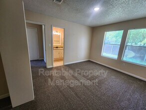 927 Meadowlark Cir in Granbury, TX - Building Photo - Building Photo