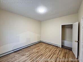 57 Bishop Allen Dr in Cambridge, MA - Building Photo - Building Photo