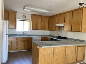 896 Front St, Unit C in Grover Beach, CA - Foto de edificio - Building Photo