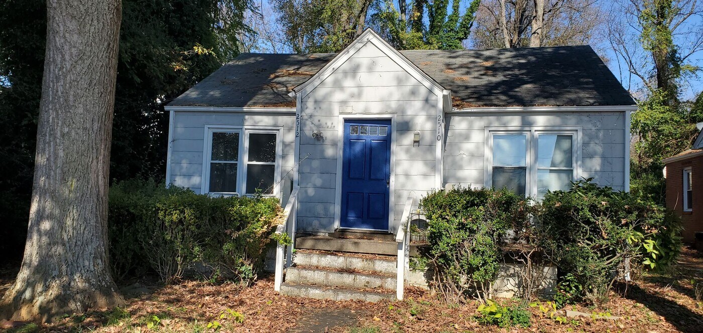 2512 Spring Garden St in Greensboro, NC - Building Photo