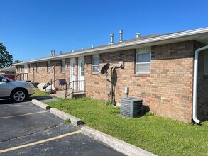 5364 S Hutchinson Ave in Battlefield, MO - Building Photo - Building Photo