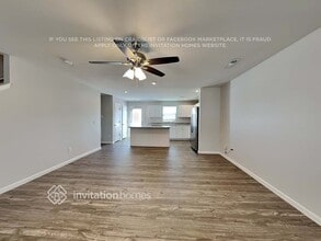 2101 Brokeshire Dr, Unit A301 in White House, TN - Foto de edificio - Building Photo