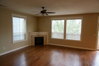 7421 NE 58th Way in Vancouver, WA - Building Photo - Building Photo