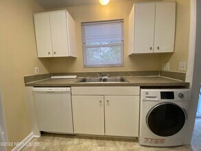 4836 Atlantic Blvd-Unit -118 in Jacksonville, FL - Building Photo - Building Photo