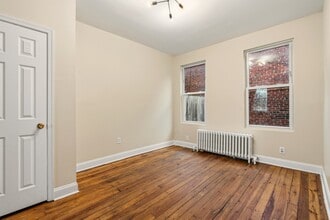 708 Columbia Rd NW in Washington, DC - Building Photo - Building Photo