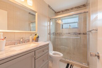 9696 SW 1st Pl in Boca Raton, FL - Building Photo - Building Photo