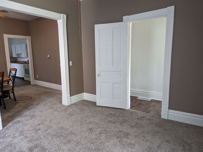 527 Hopson St NE in Grand Rapids, MI - Building Photo - Building Photo