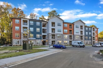 514 Pleasant Dr in Durham, NC - Foto de edificio - Building Photo
