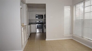 2728 Copper Creek Dr in Arlington, TX - Building Photo - Building Photo