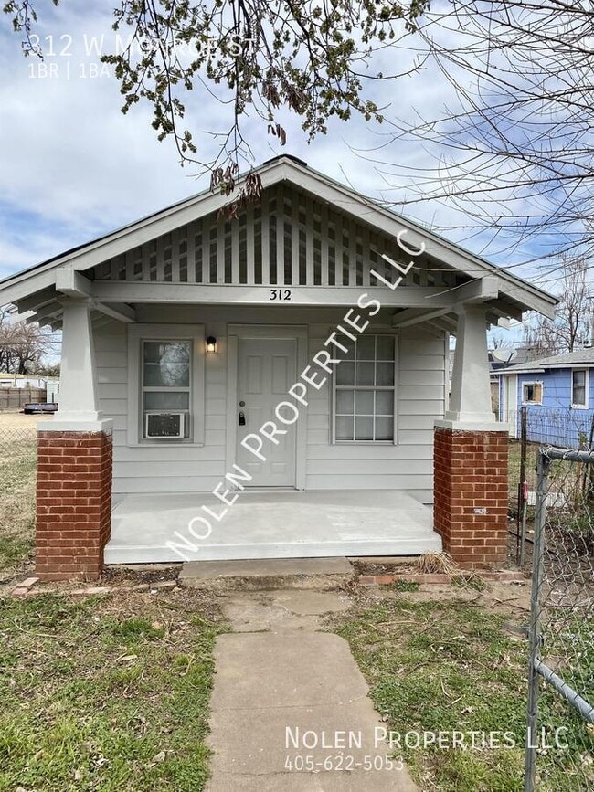 property at 312 W Monroe St