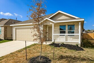 14409 Penny Run in San Antonio, TX - Building Photo - Building Photo