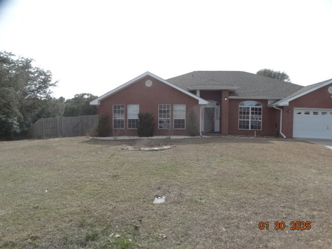 2198 Hagood Loop in Crestview, FL - Building Photo - Building Photo