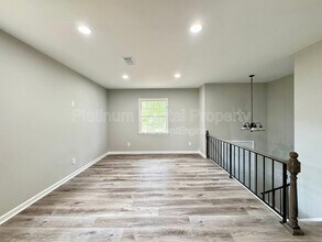 908 Pinecrest Cove in Forest Park, GA - Building Photo - Building Photo